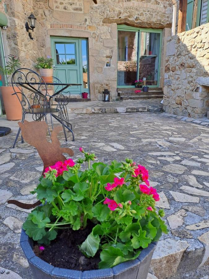 Domaine Saint Claude - Gite , Chambres D'Hotes & Hebergement Insolite Malleval 외부 사진