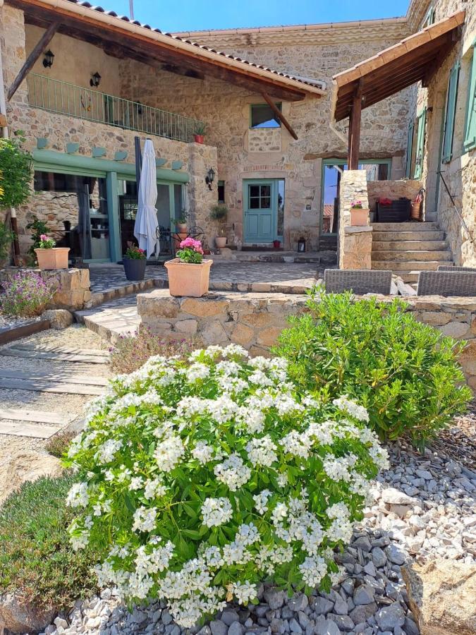 Domaine Saint Claude - Gite , Chambres D'Hotes & Hebergement Insolite Malleval 외부 사진